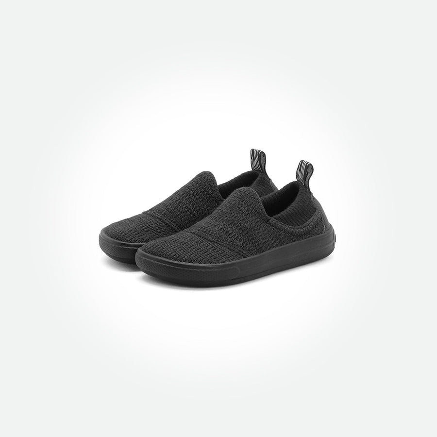 Poro Barefoot Sneakers - Black On Black - Pyopp